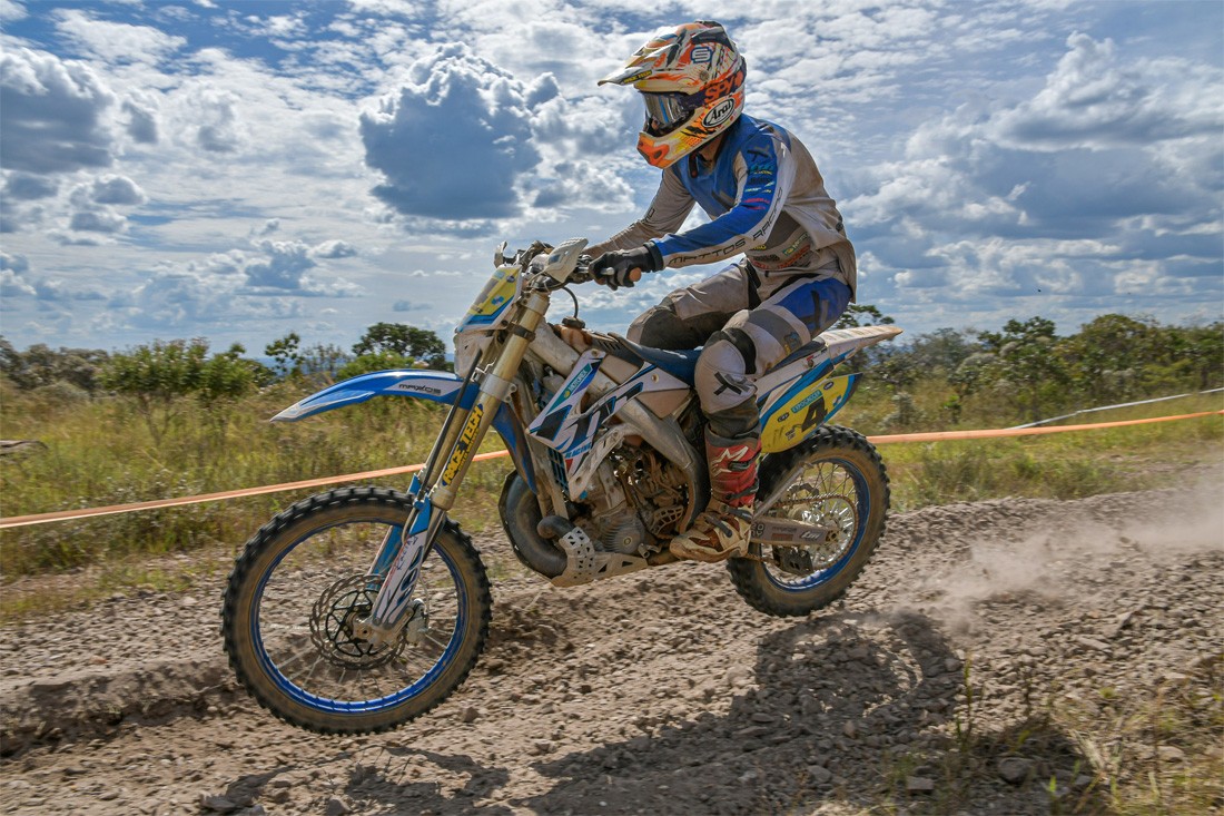 Brasileiro de Enduro 2022 tem início com disputas eletrizantes em Santa  Catarina - PRO MOTO Revistas de Moto e Notícias sempre atualizadas sobre  motociclismo