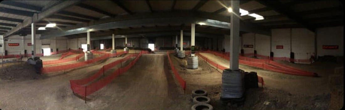 Pista de motocross indoor MX Arena